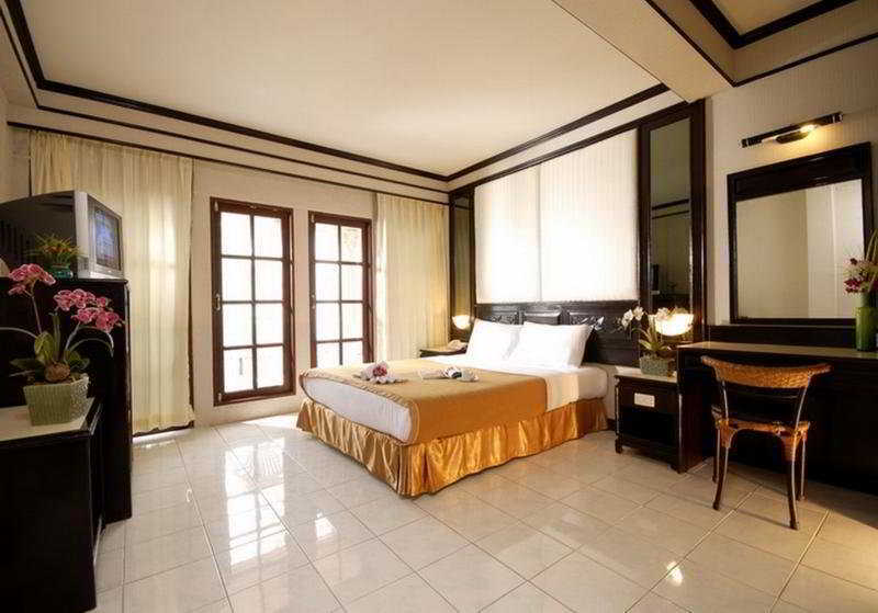 Patong Swiss Hotel Beach Front Phuket Ngoại thất bức ảnh